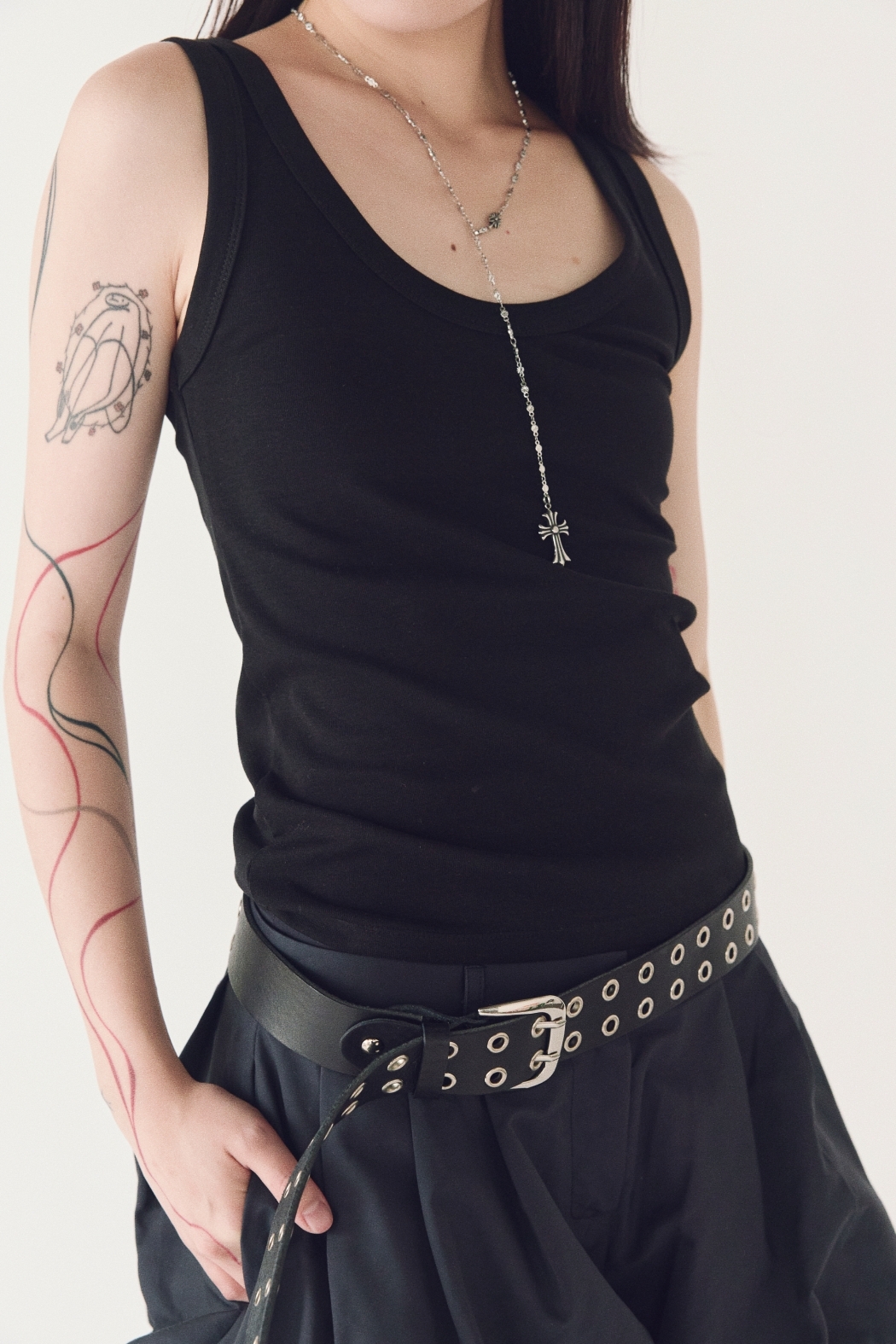 包色款U領背心-黑