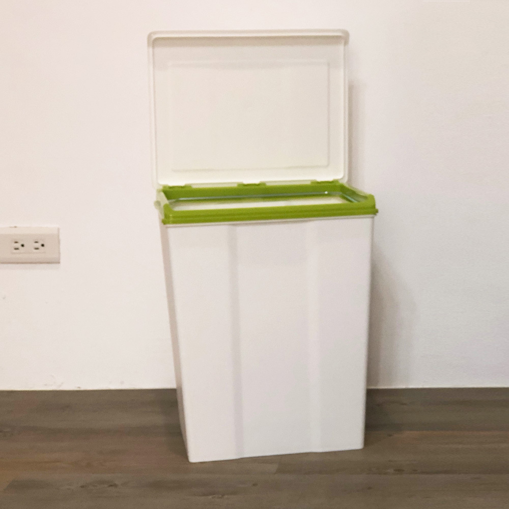 真心良品x樹德SHUTER  康芮雪白掀蓋垃圾桶28L-1入組
