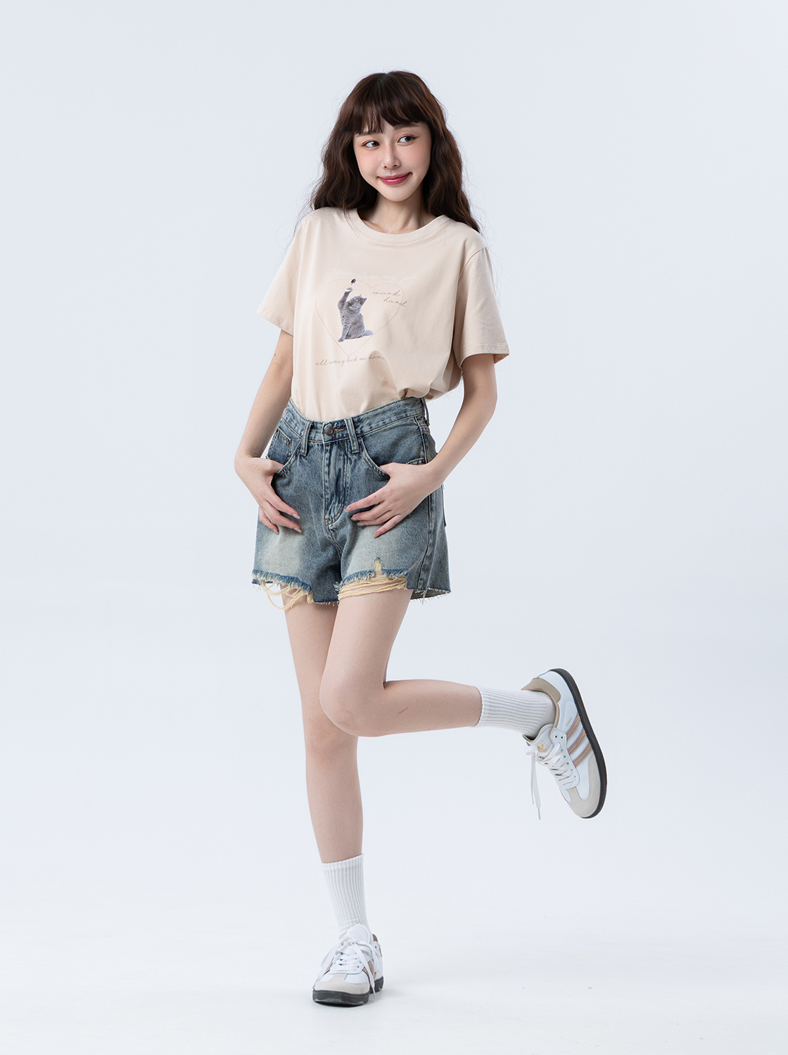 小貓手繪短袖上衣