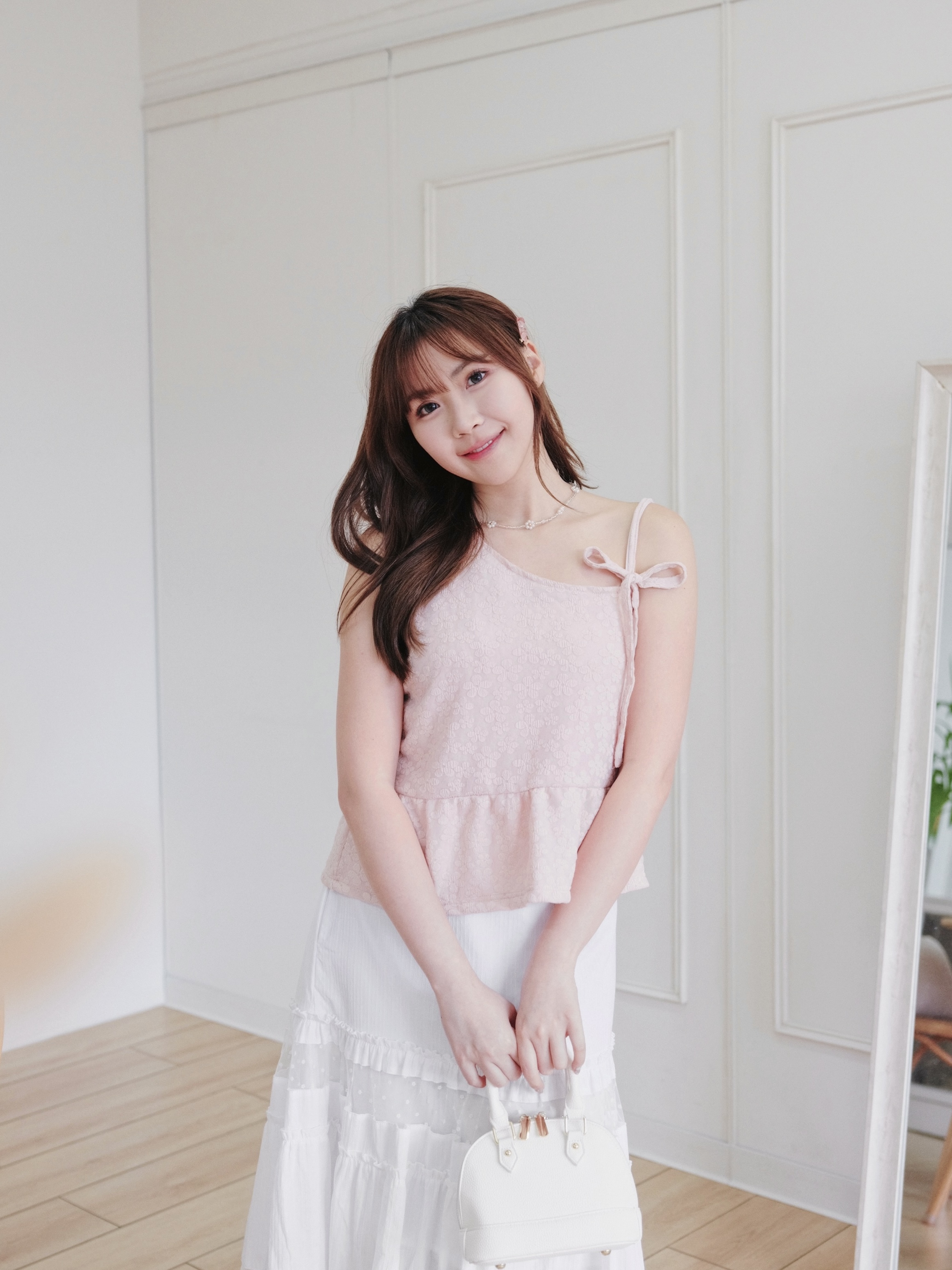 三色 / 斜領蝴蝶結花朵背心 / Asymmetric Floral Textured Ribbon-Tie Peplum Cami