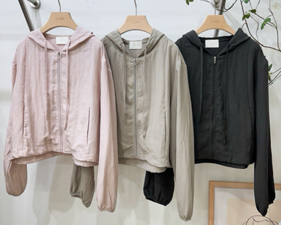 YD005 CASH 天絲連帽短身風褸外套