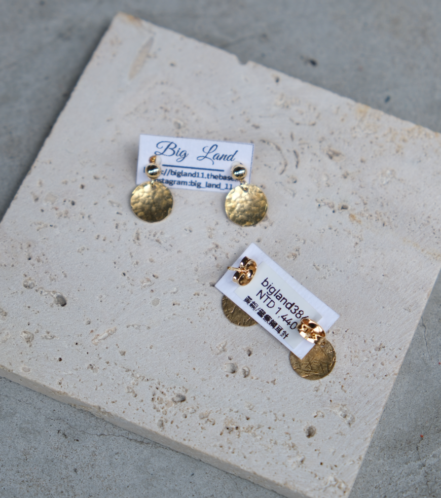[Big Land] 黃銅圓片耳環 | 醫療鋼耳針 | NO.386