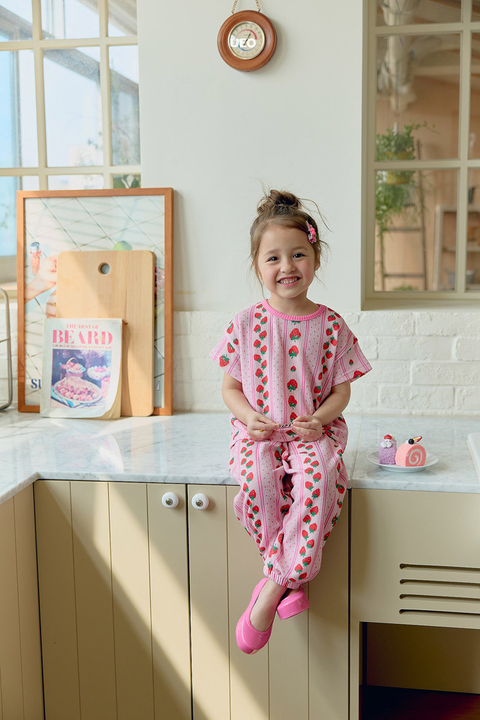 正韓夏UEO 兩色點點草莓套裝