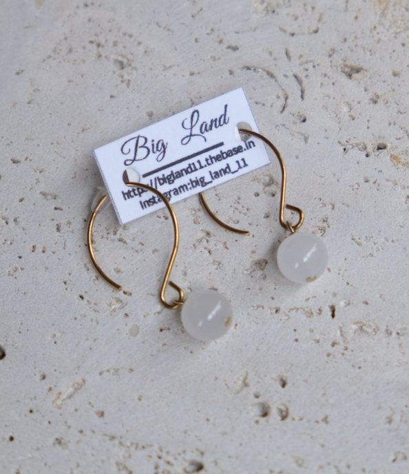 [Big Land] 白櫻玉石流線耳環 | 不鏽鋼 | 耳針 | NO.396