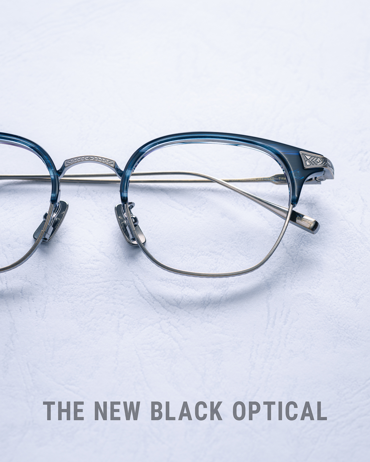 鏡腿末端細膩雕花設計