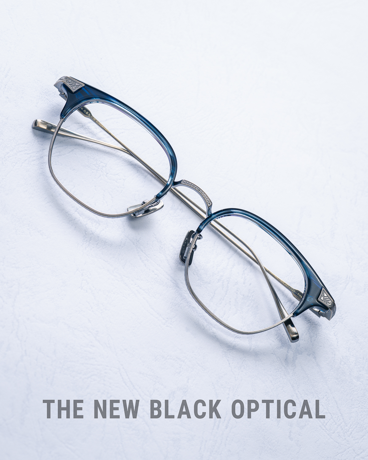 藍玳瑁與古銀的色彩饗宴