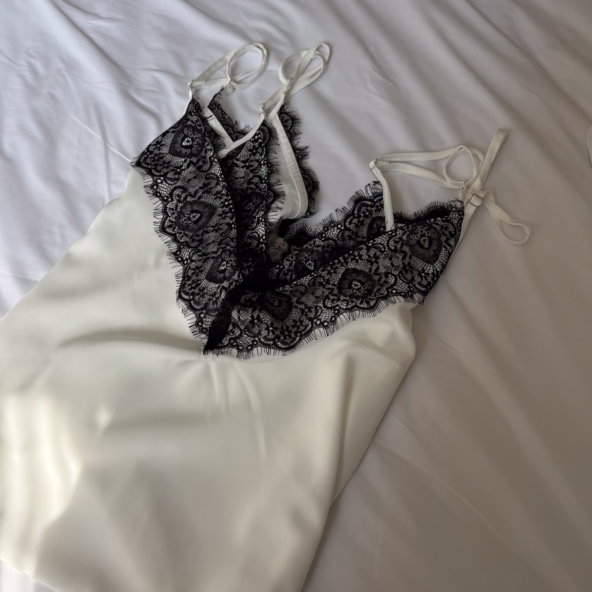 AS09時髦兩穿雙層感蕾絲背心OPS(白/黑)