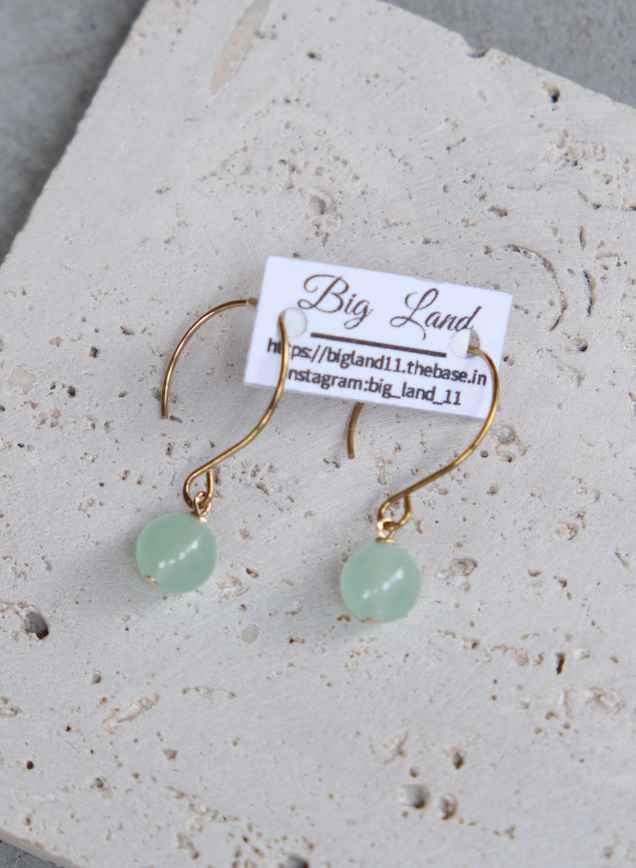 [Big Land] 綠玉石流線耳環 | 不鏽鋼 | 耳針 | NO.405