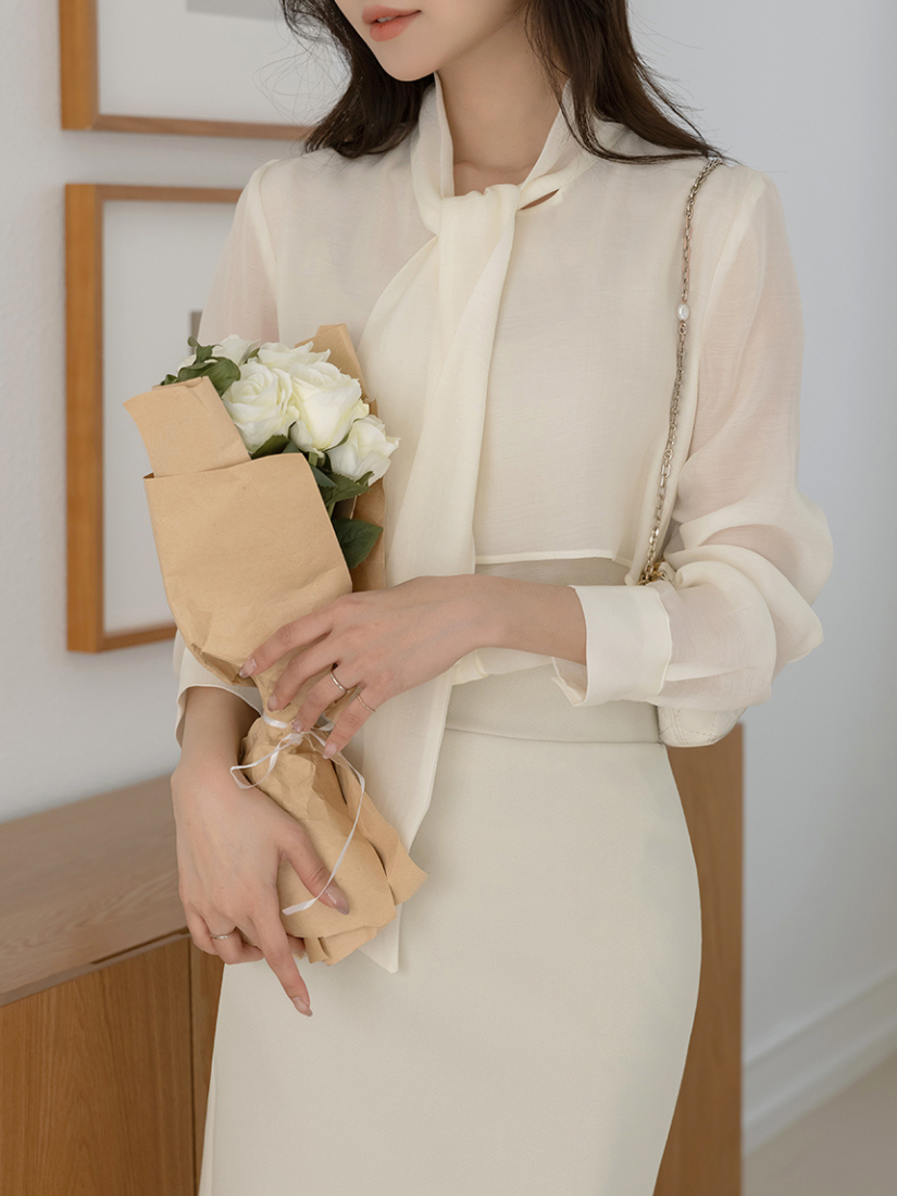 Frances 柔紗層次領結上衣 [ 4色 / Free ]