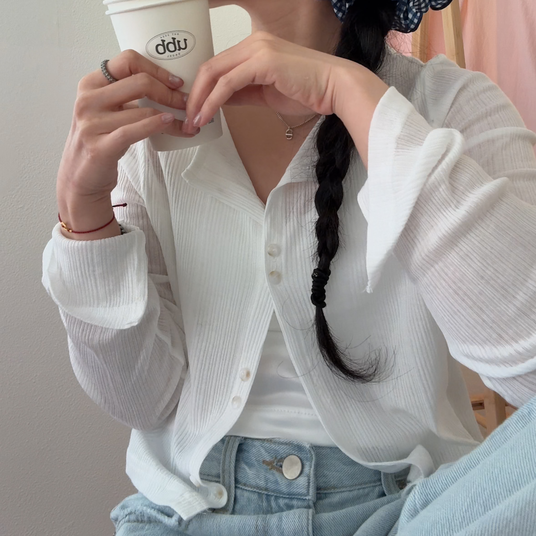 AS11包色不虧!薄透Q彈雙釦短版小外衫(白/鵝黃/黑)