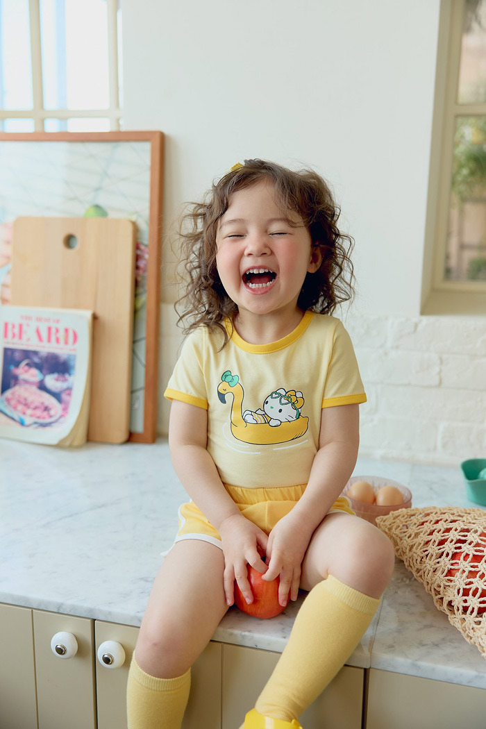 正韓夏UEO三色天鵝泳圈貓貓運動套裝