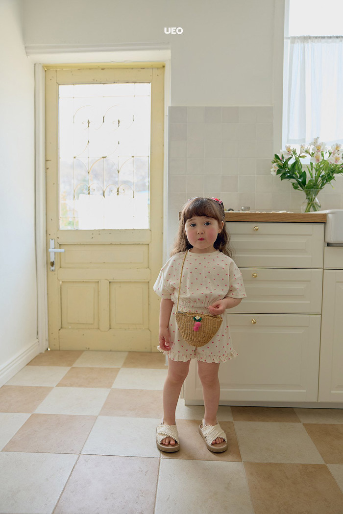 正韓夏UEO 兩色那個可愛女孩愛心套裝