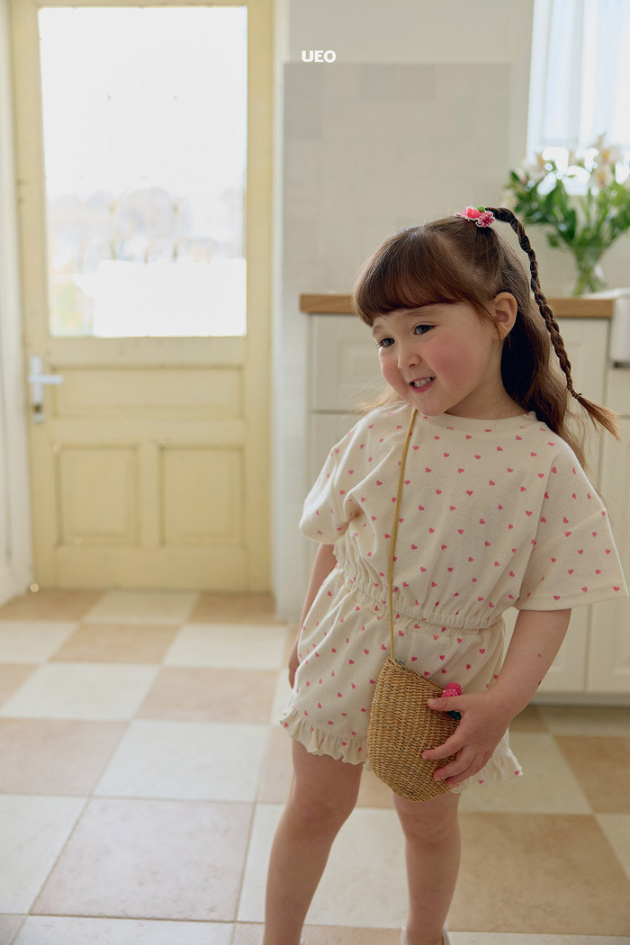 正韓夏UEO 兩色那個可愛女孩愛心套裝