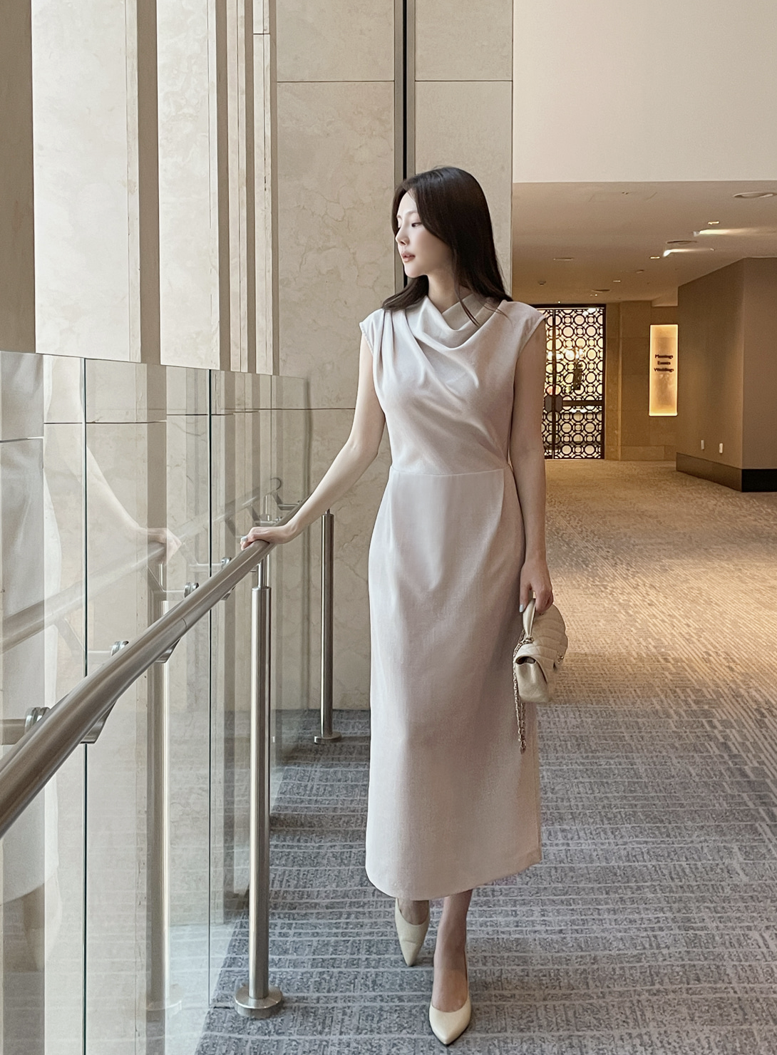 Hazel 氣質垂墜無袖長洋裝 [ 2色 / S,M]