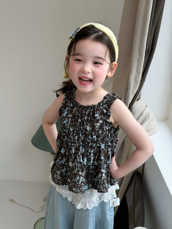 BYC04T069BK  DODO Wardrobe -森系碎花吊帶背心