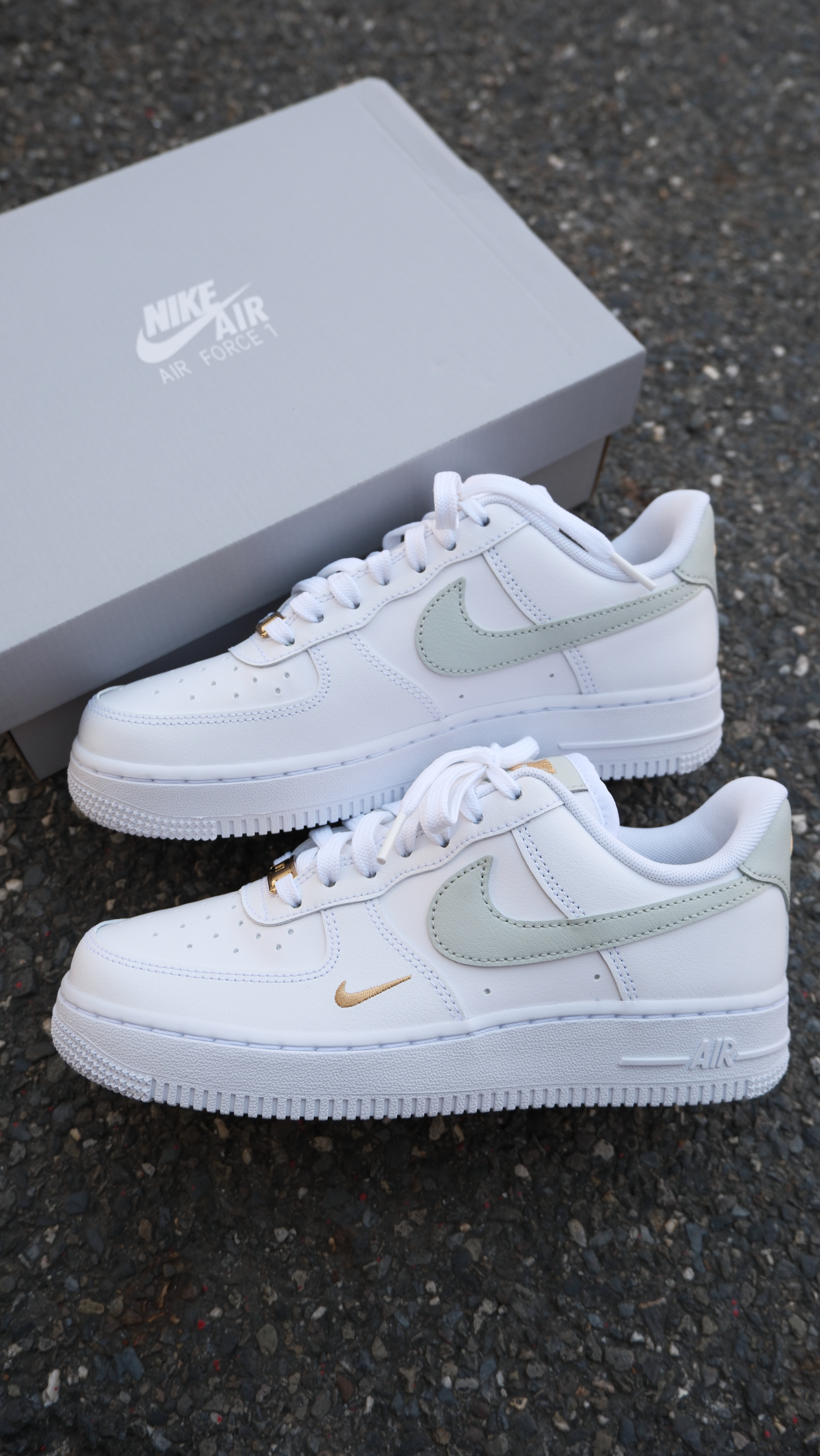 Nike  W Air Force 1 07  白 灰綠 小勾 AF1  休閒鞋 女鞋 CZ0270-106