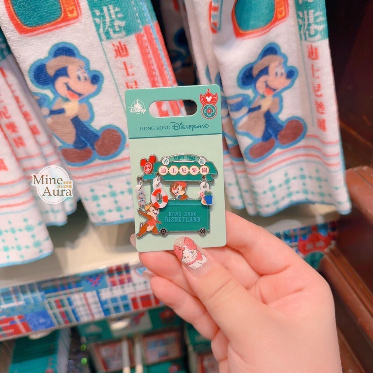 米奇與好友懷舊香港系列 奇奇蒂蒂 Chip 'n Dale 造型 徽章 PIN -香港迪士尼樂園