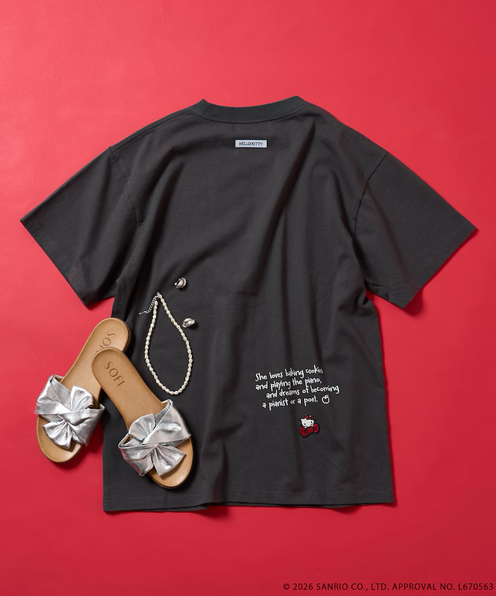 HELLO KITTY / Message T-shirt