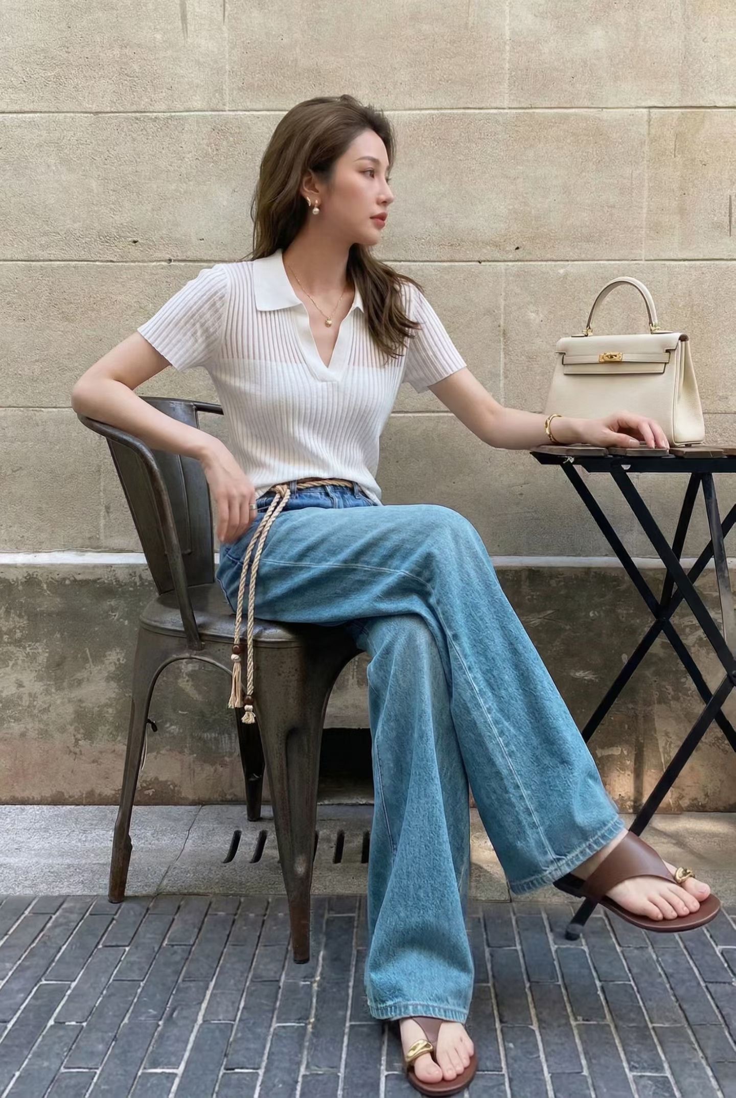 雲朵白V字翻領螺紋短袖上衣-S-XL (Elegant & Love)