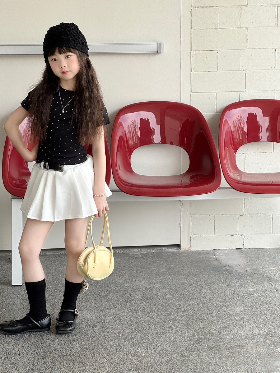 設計感縷空愛心波點上衣