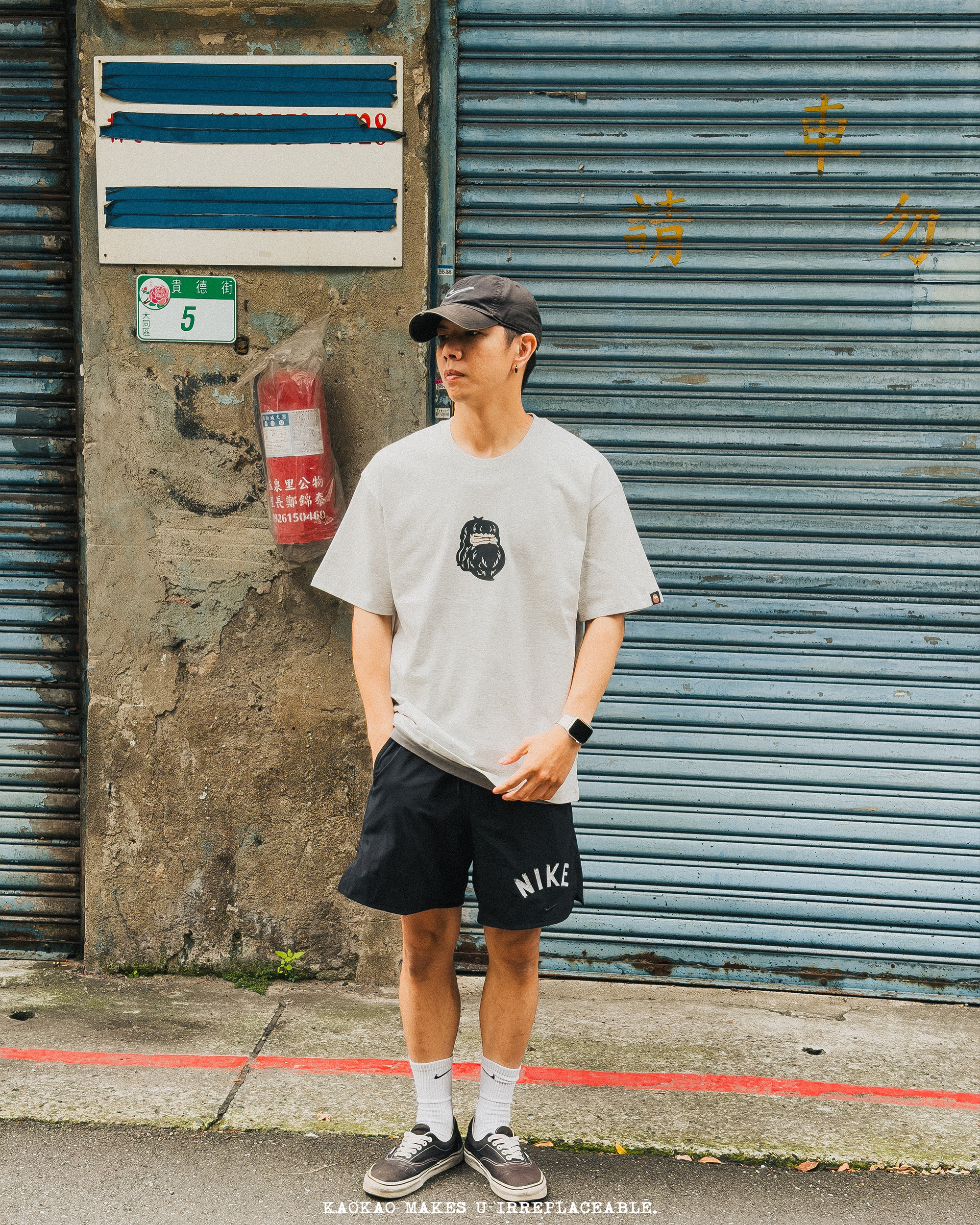 預購 香港IT集團 FGXX 猿人 Fingercroxx 純棉 圓領 落肩 短袖 T恤 男女同款【FGXTEW0000070】