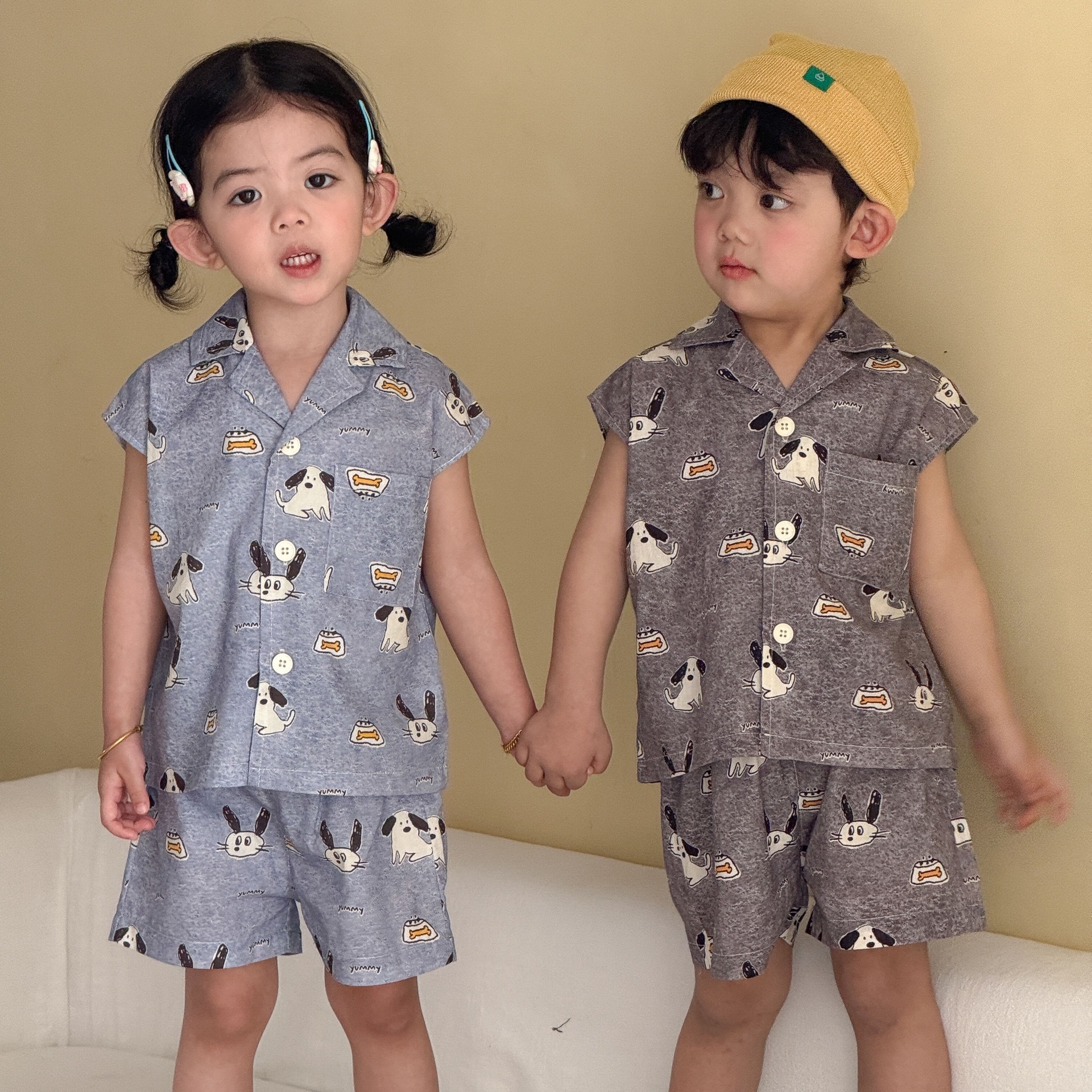 兄弟姐妹一起穿_狗勾套裝