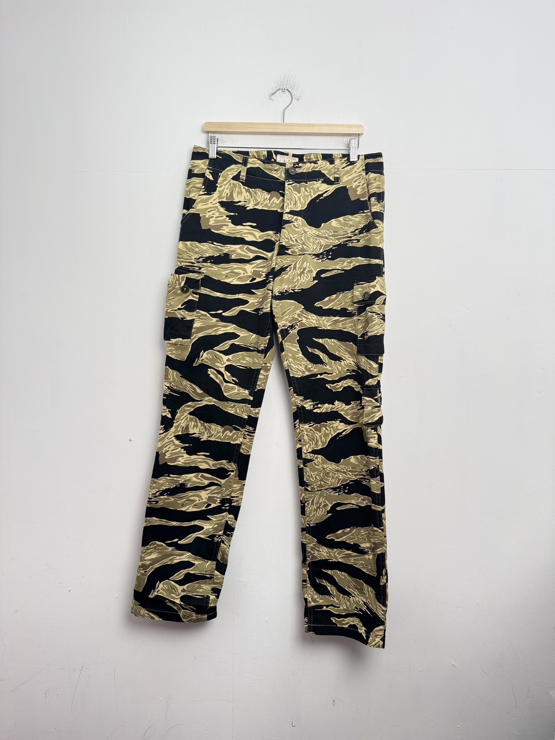BUZZ RICKSON'S × BEAMS 別注 GOLD TIGER STRIPE TROUSERS SIZE M
