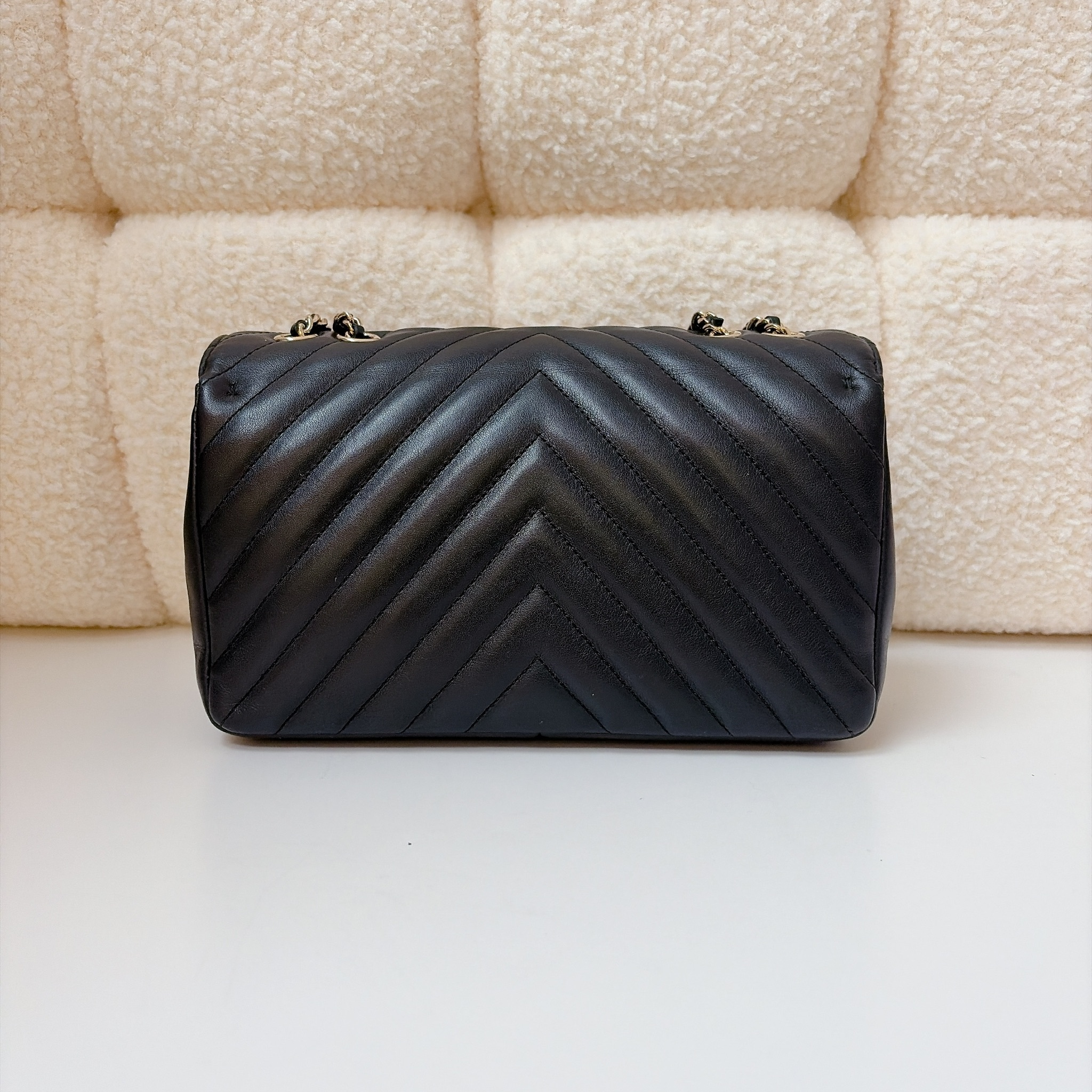 Chanel Chanel V-Stitch Flap Bag - Black / GHW