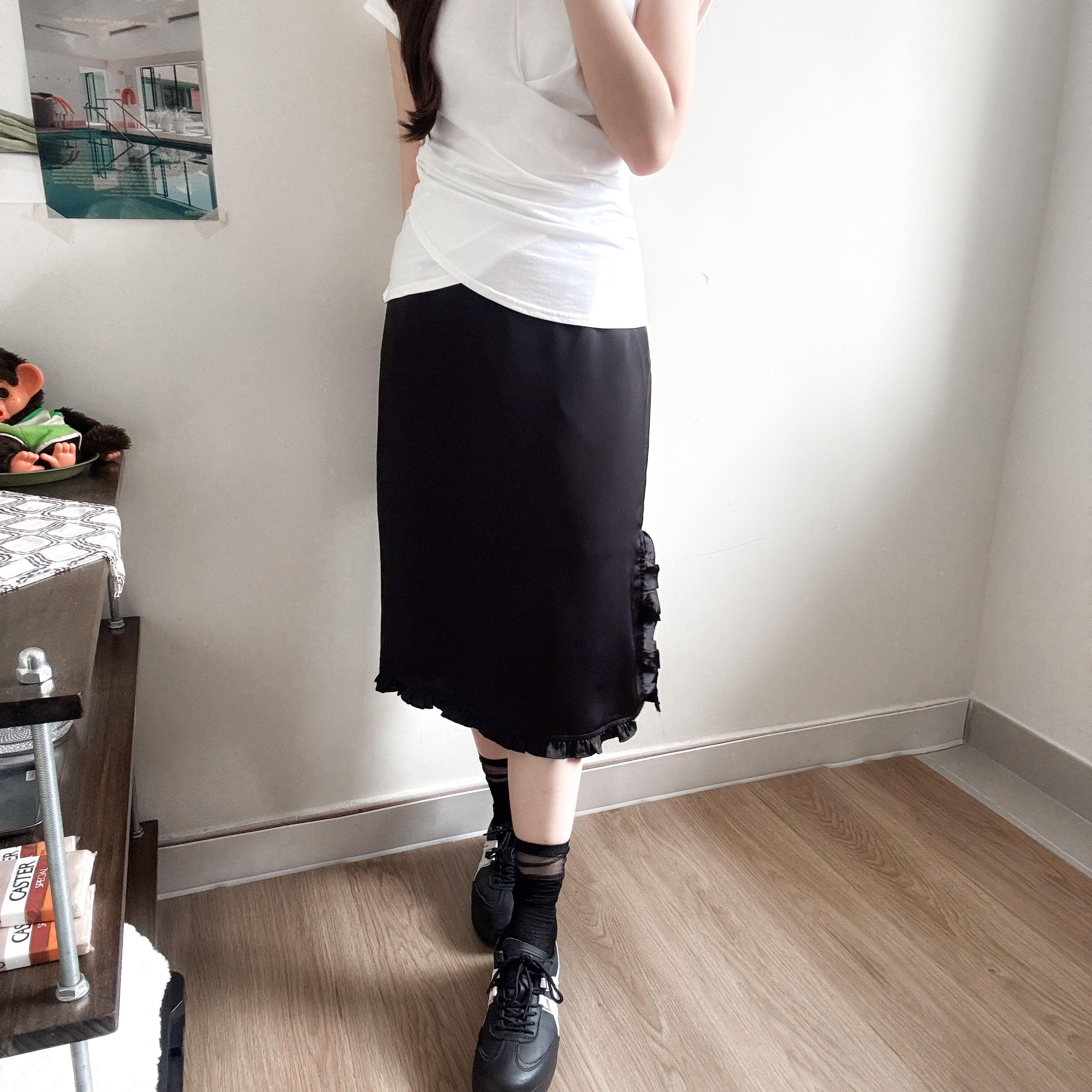 Ruffles腳單側開叉直身裙