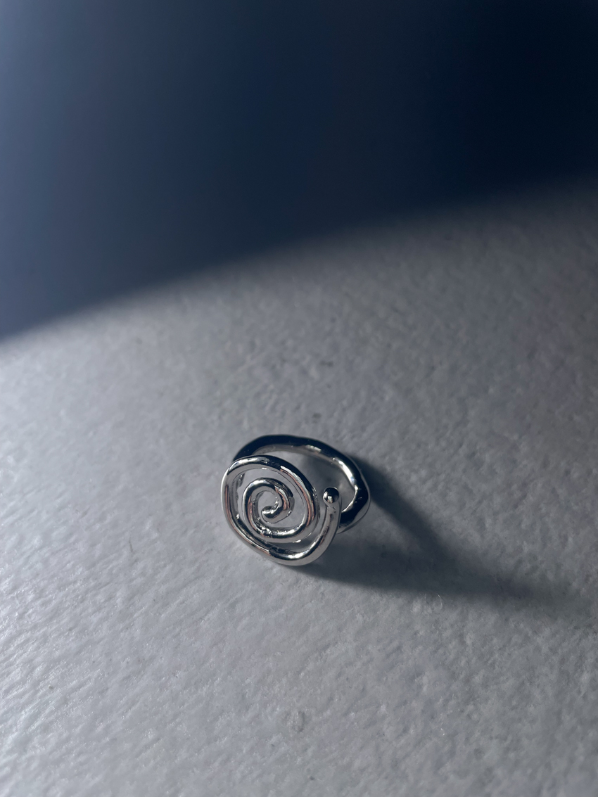 hand-drawn swirl ring