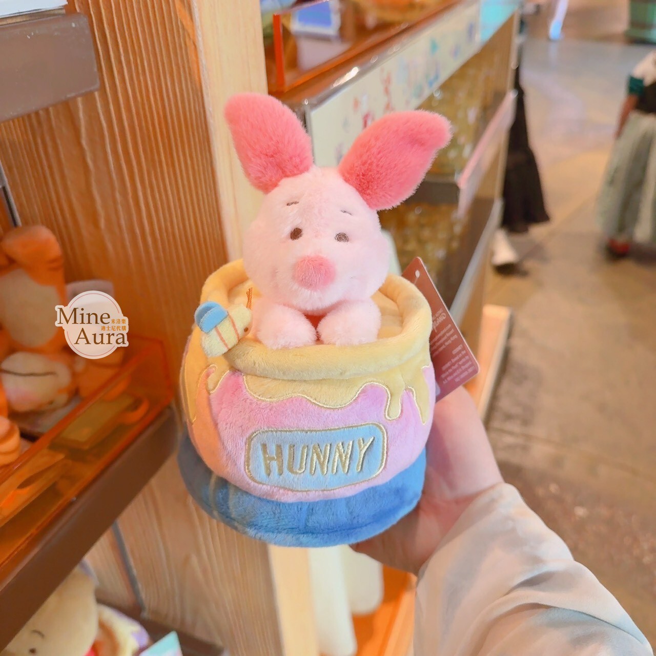 小熊維尼與好友們 甜蜜旅程 小豬 皮傑 piglet 蜂蜜罐造型 娃娃 玩偶 -香港迪士尼樂園