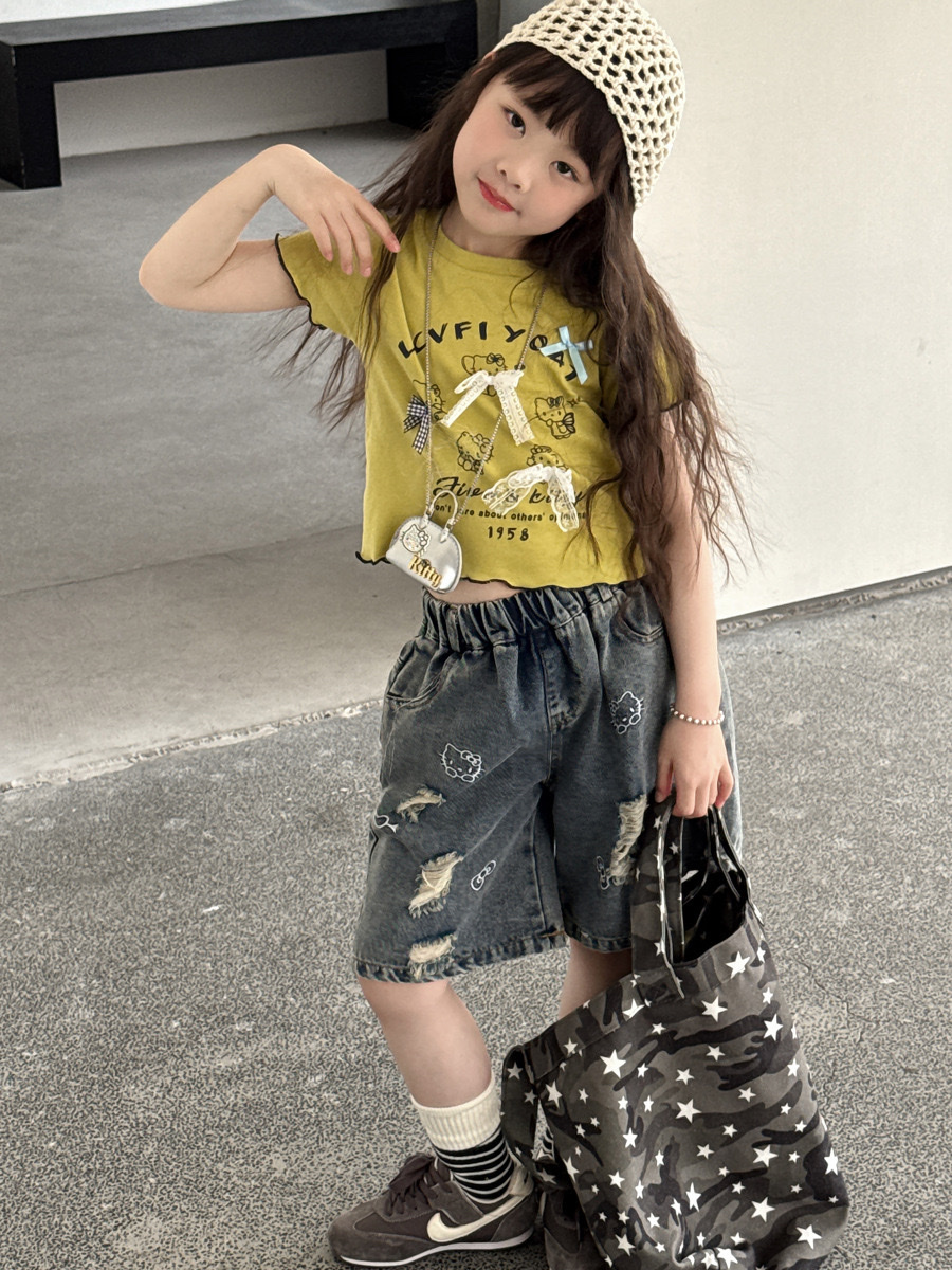 捲捲貓咪短版上衣