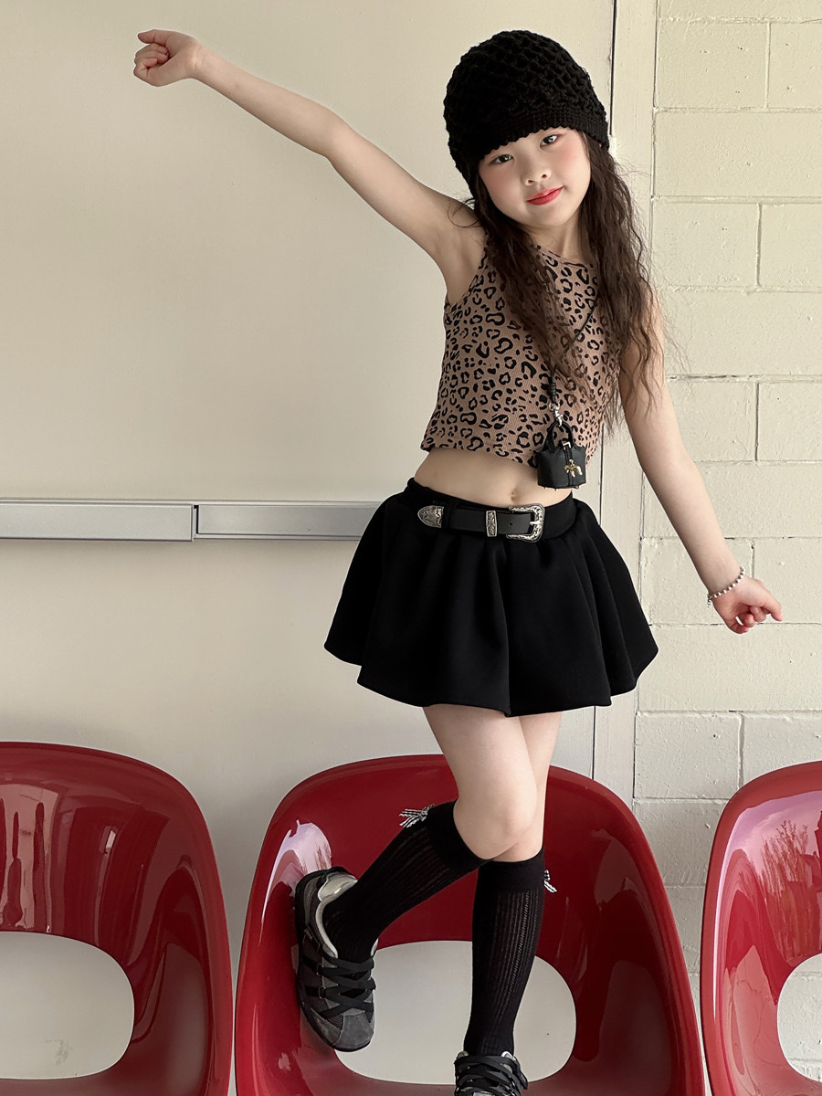 俏皮超短百褶皮帶短褲裙