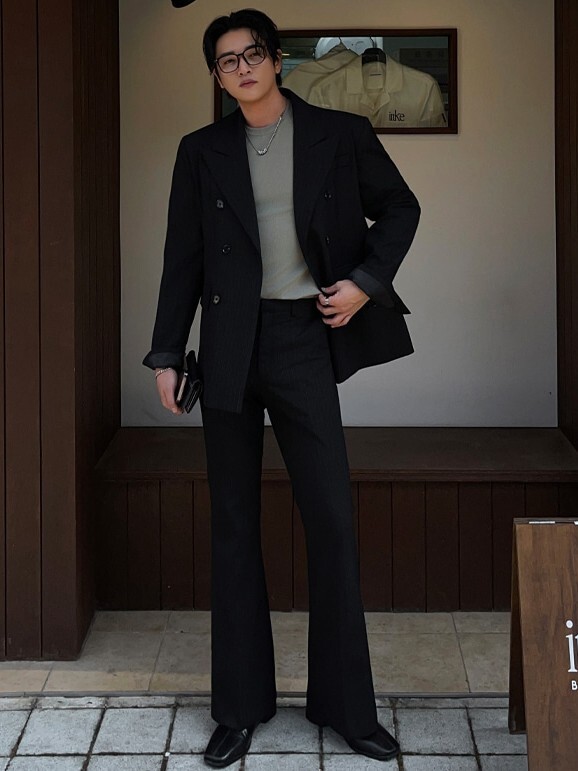 雙排扣條紋西裝外套 靴型西裝褲 成套西裝