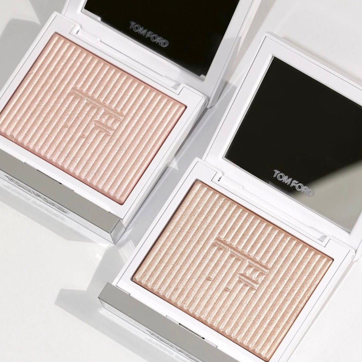 1ME1231-206 [TOM FORD] Soleil Neige Glow Highlighter 絕版聖誕限定高光 #01/02 (BR)