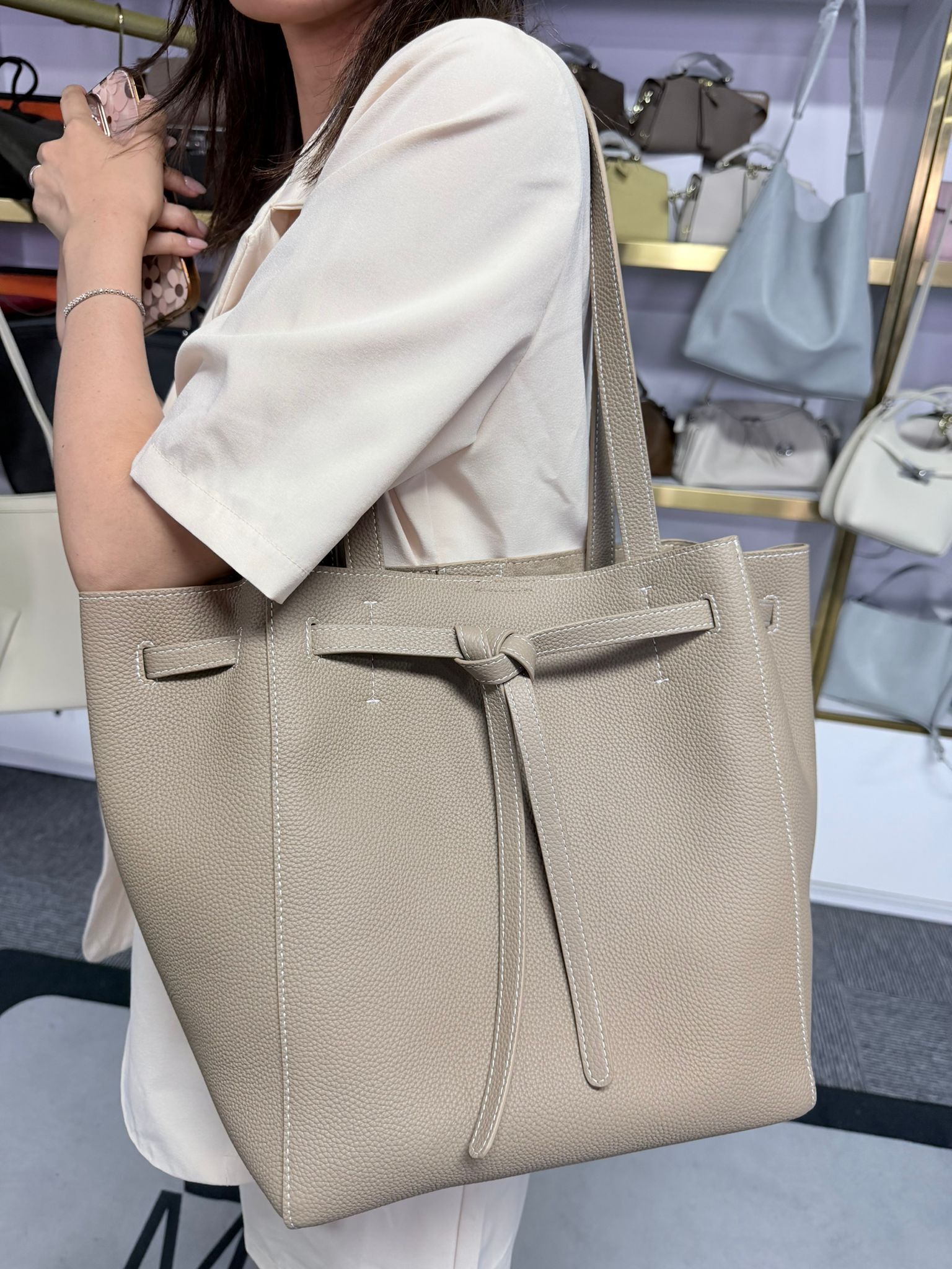 B32 荔枝紋Togo牛皮袋王 大號內籠有間隔