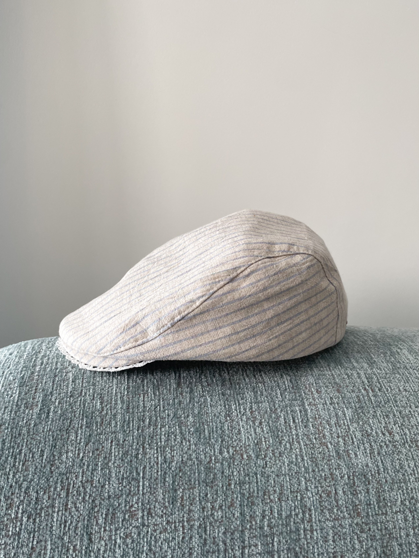 lace trim striped flat cap