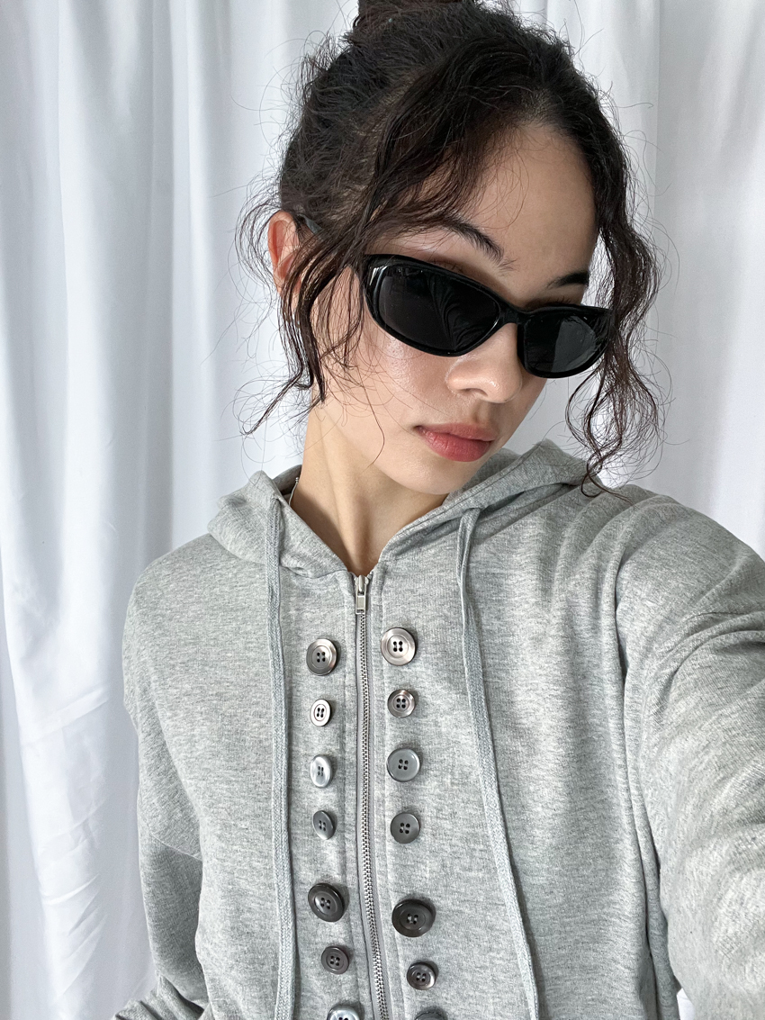 (Jennie-inspired) sleek curve sunglasses