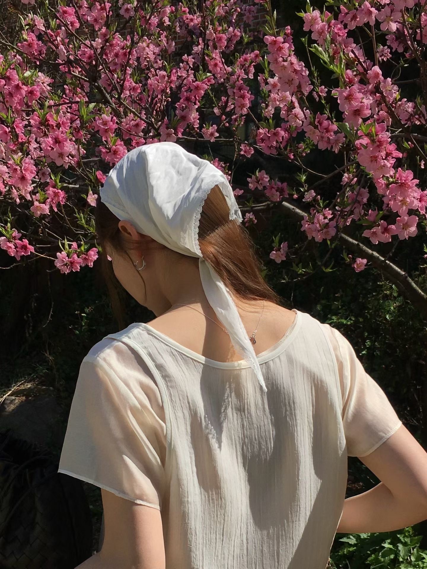 VE2641 Lace Cotton Scarf