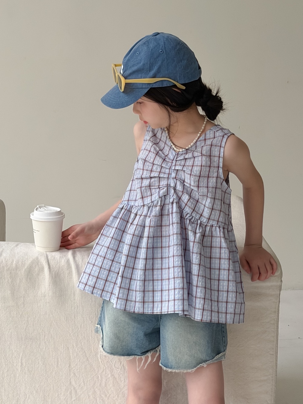 後綁帶格子背心