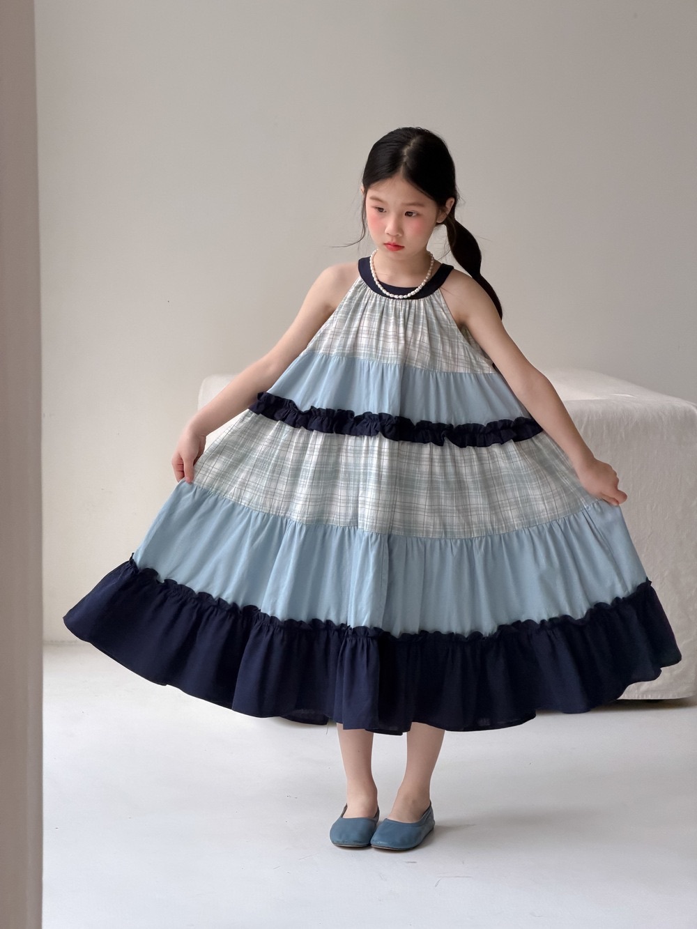 漸層藍花邊長洋裝