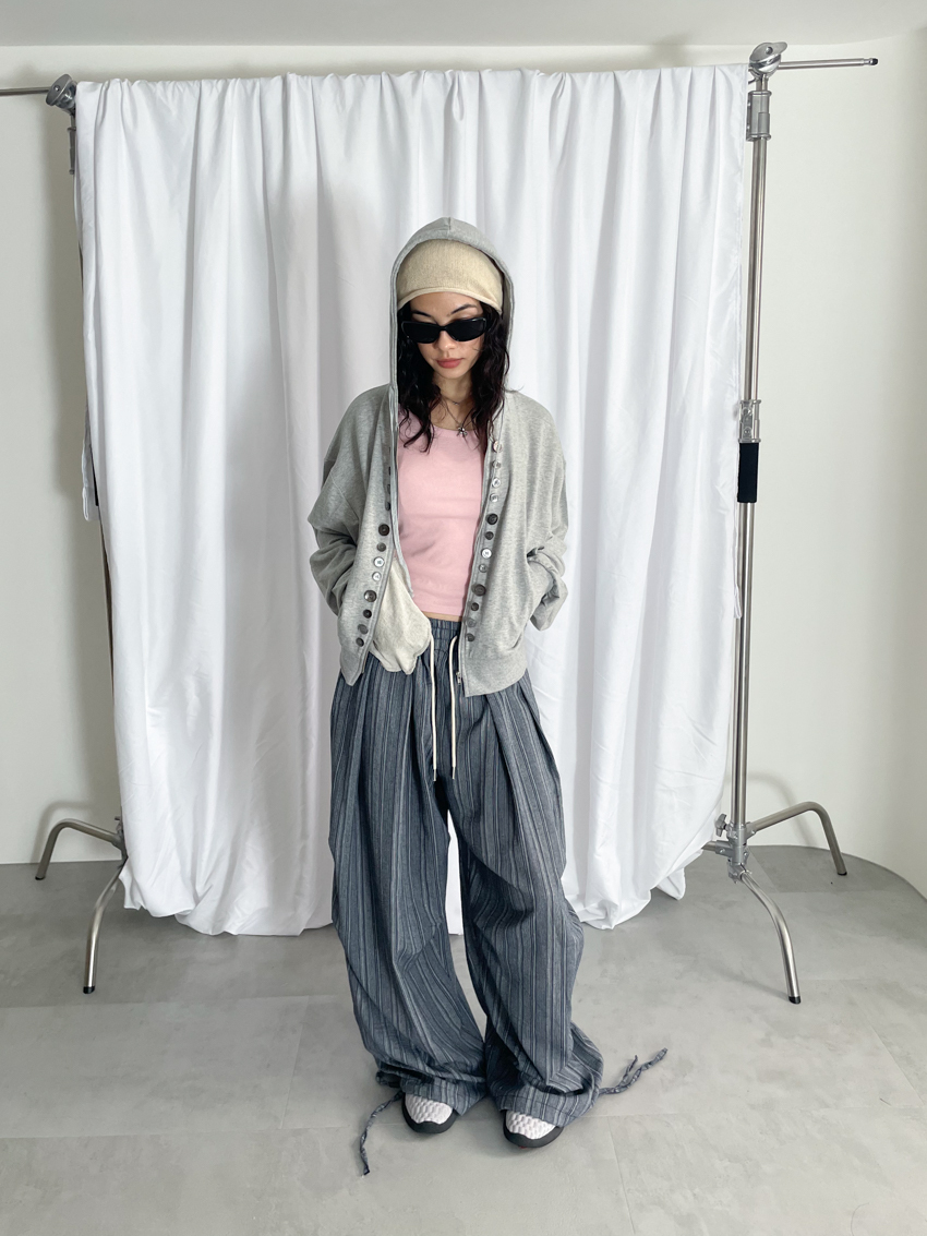 (UNISEX) cooling striped wide trousers with elastic waist in NAVY