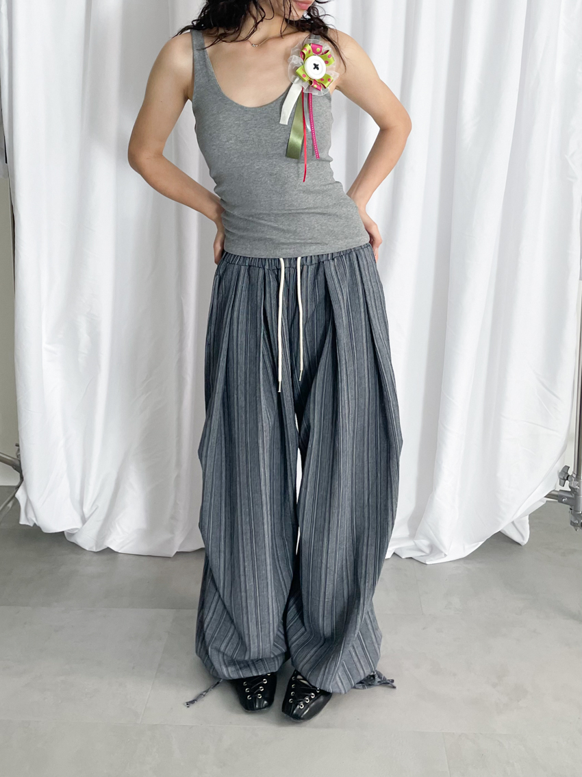 (UNISEX) cooling striped wide trousers with elastic waist in NAVY