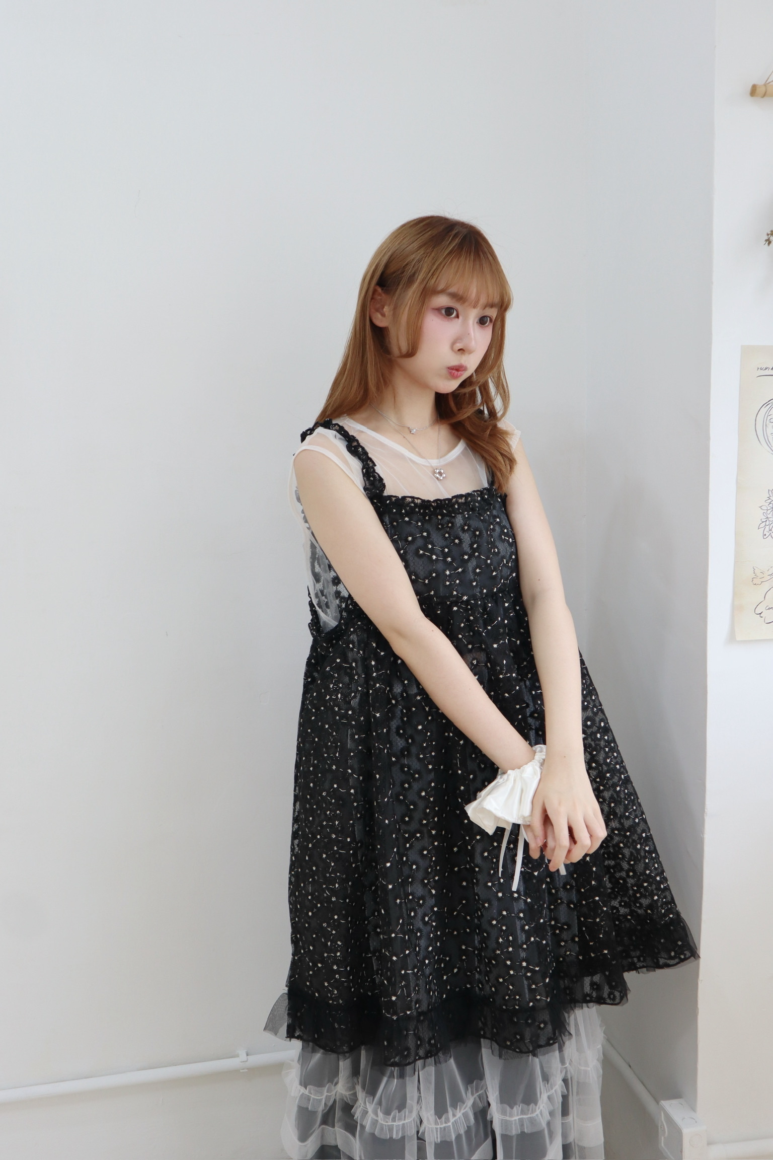 閃閃˖ ࣪⊹Fafa ruffles outer外搭 兩色入