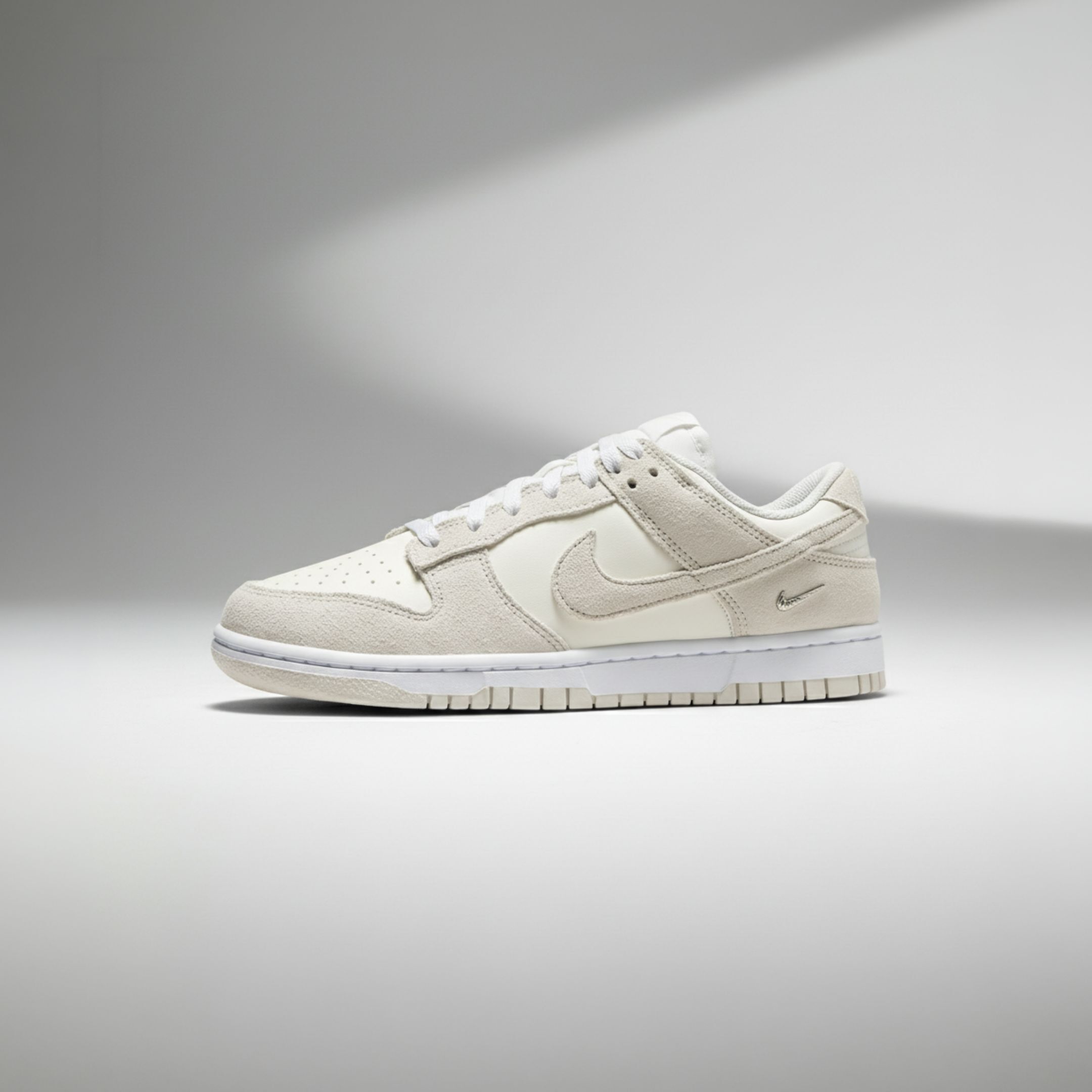 NICEDAY 現貨 Nike Dunk Low Suesd 米灰 米色 麂皮 小勾 米白 奶油白 IO4244-105
