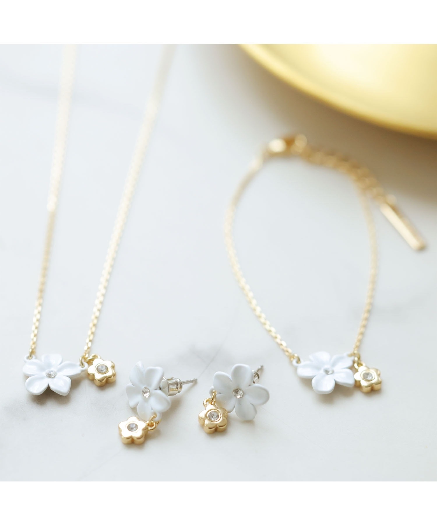 MARY QUANT  / Jasmine Products