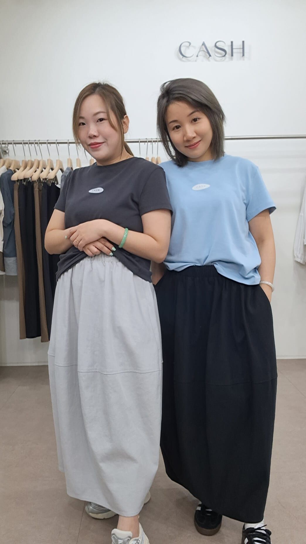 CA13M -後面開叉半截裙