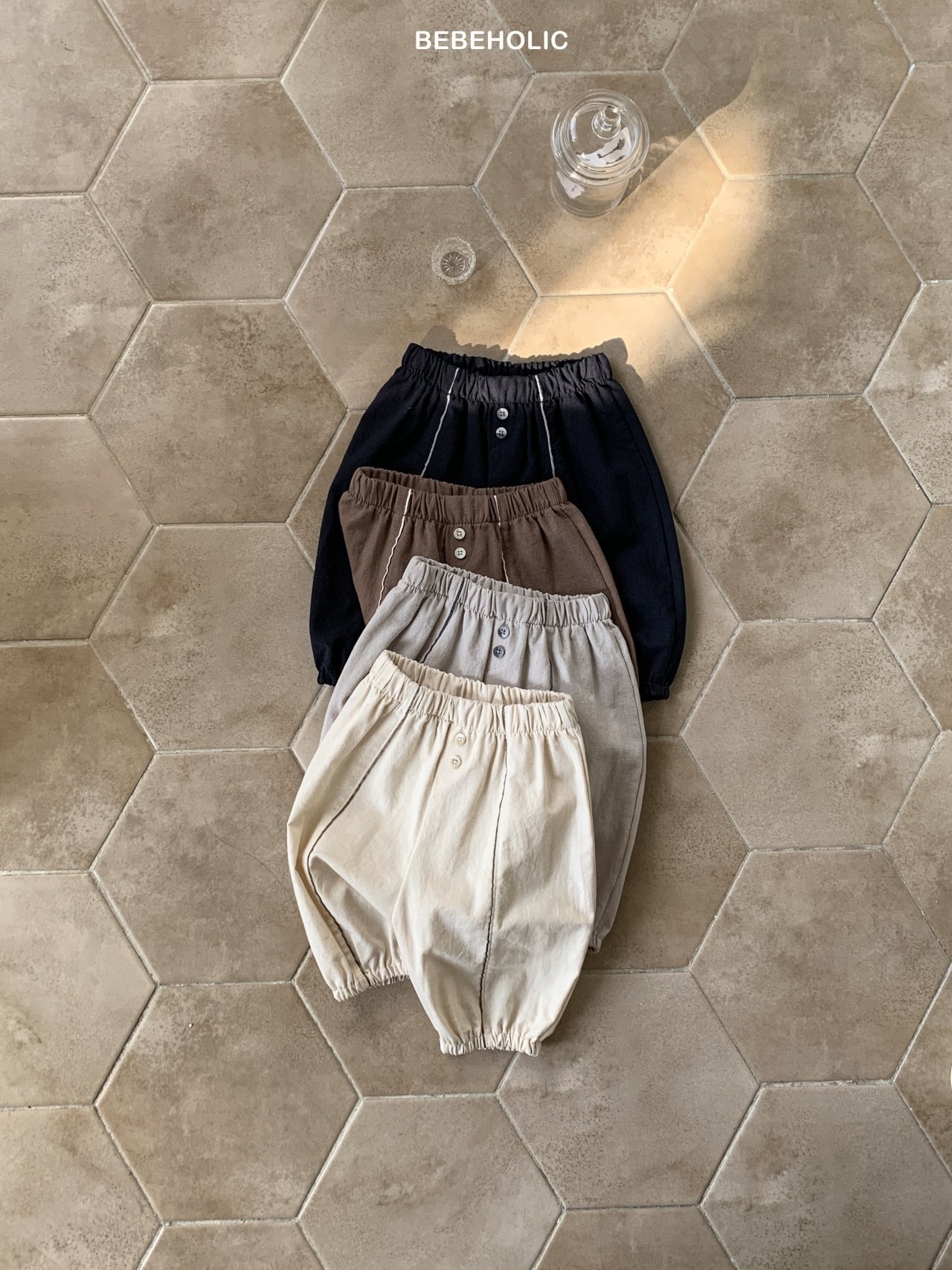 Bebe Holic Robbie Linen Pants