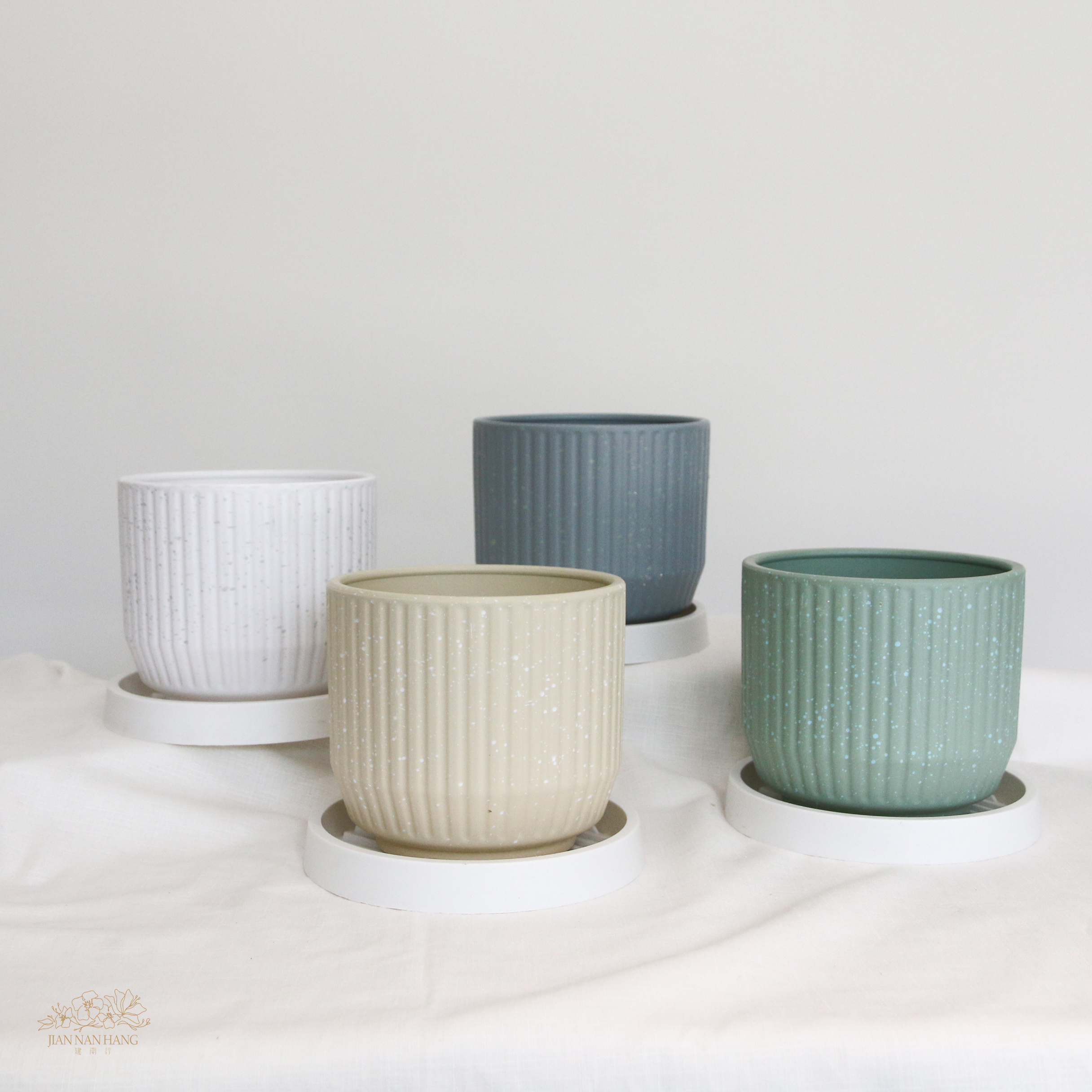 陶瓷花器 豎紋噴點蝴蝶蘭盆 附底盤 4色