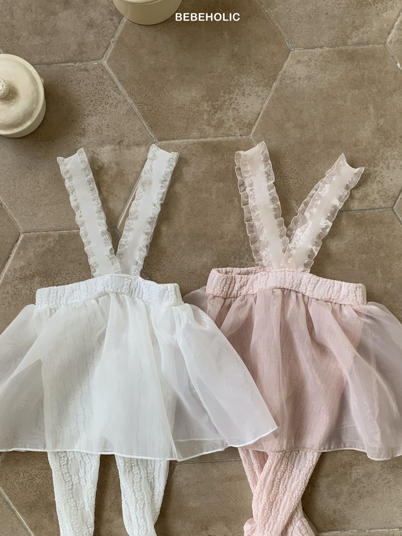 Bebe Holic Ballet Leggings